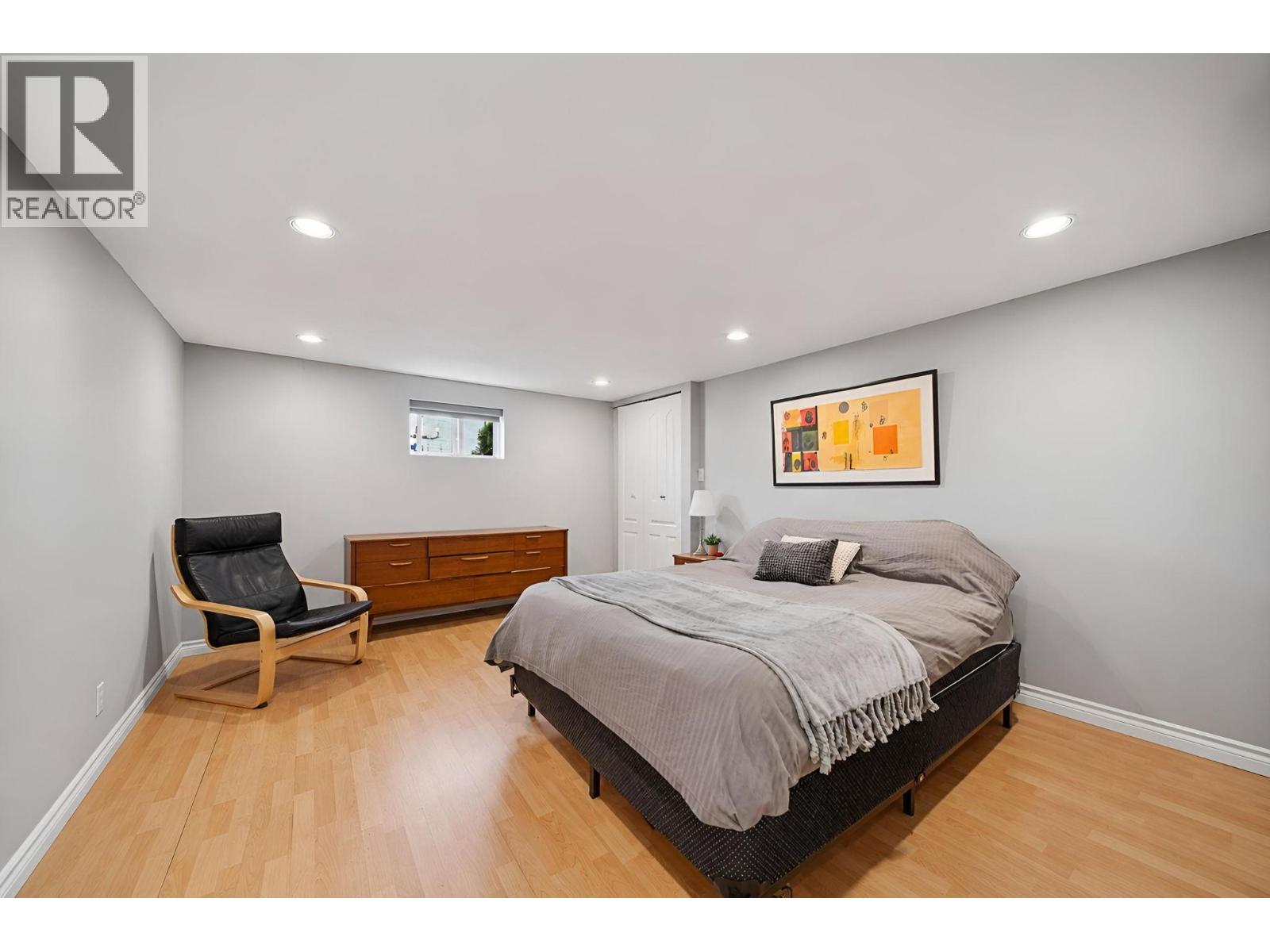 306 NINTH AVENUE, New Westminster