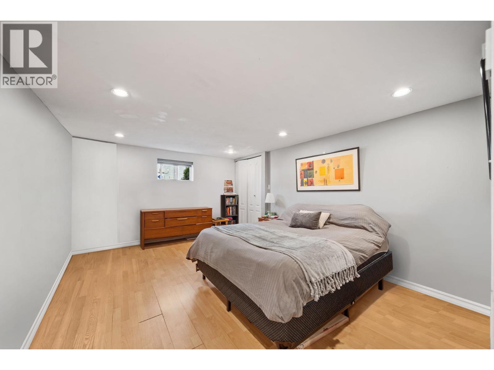 306 NINTH AVENUE, New Westminster