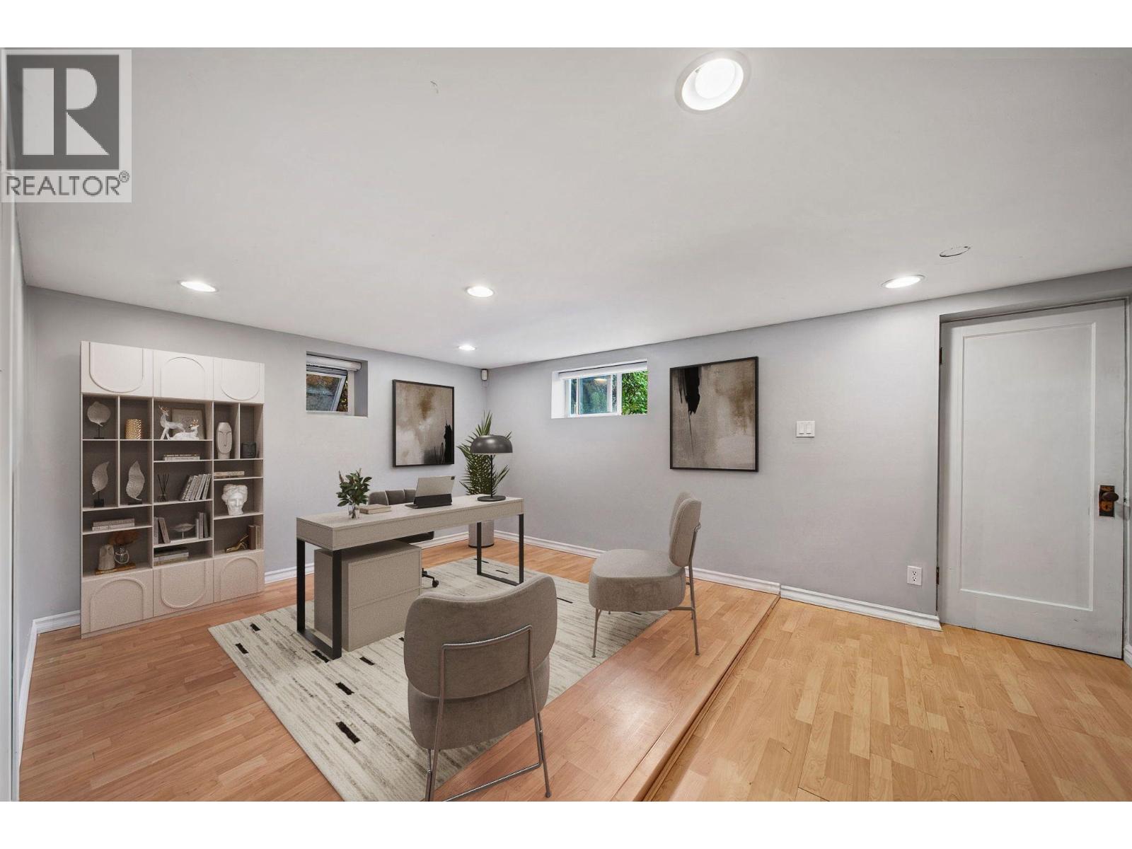306 NINTH AVENUE, New Westminster