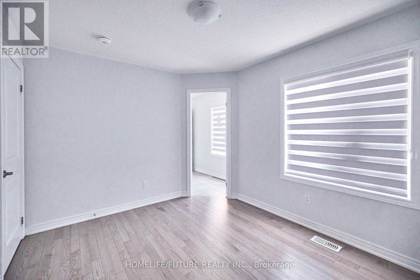 23 FAIMIRA AVENUE - 22