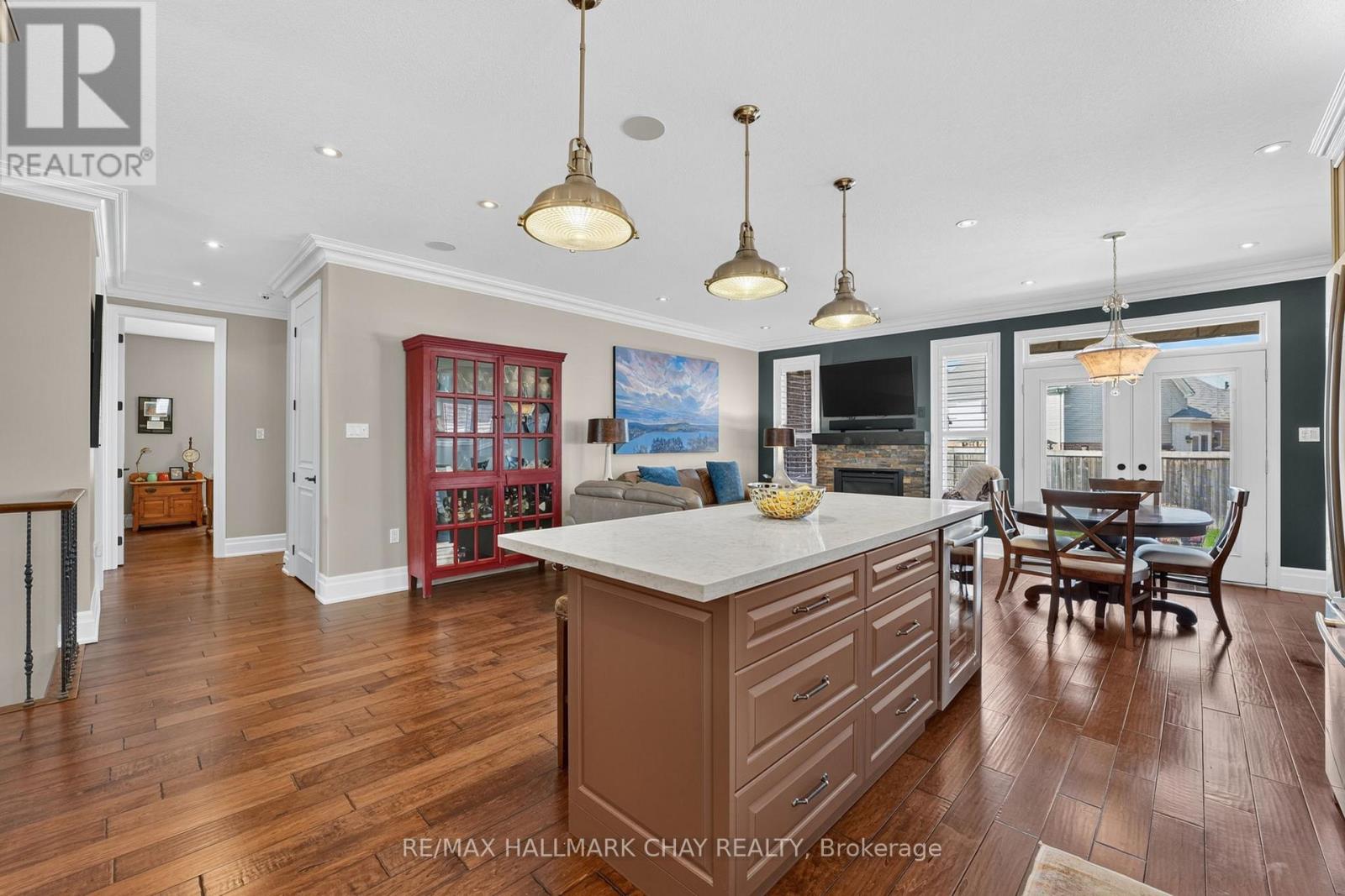 1724 ANGUS STREET - Image 13
