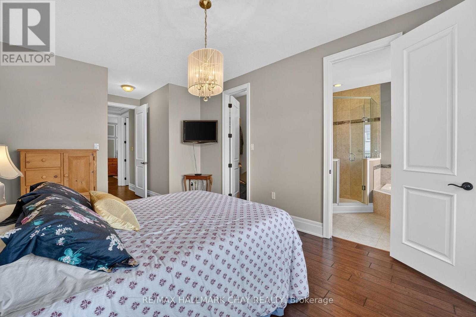 1724 ANGUS STREET - Image 28