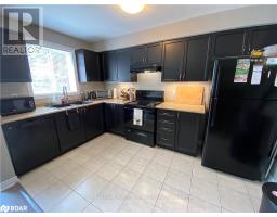 63 Sydenham, Barrie, ON L4M6R5 Photo 7