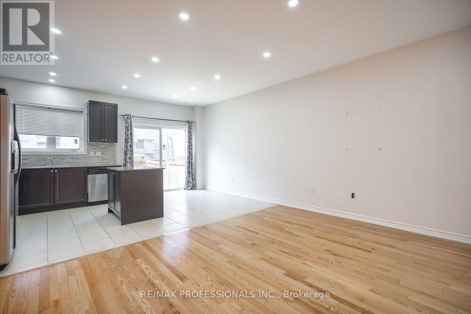 13 YATELY STREET - 11