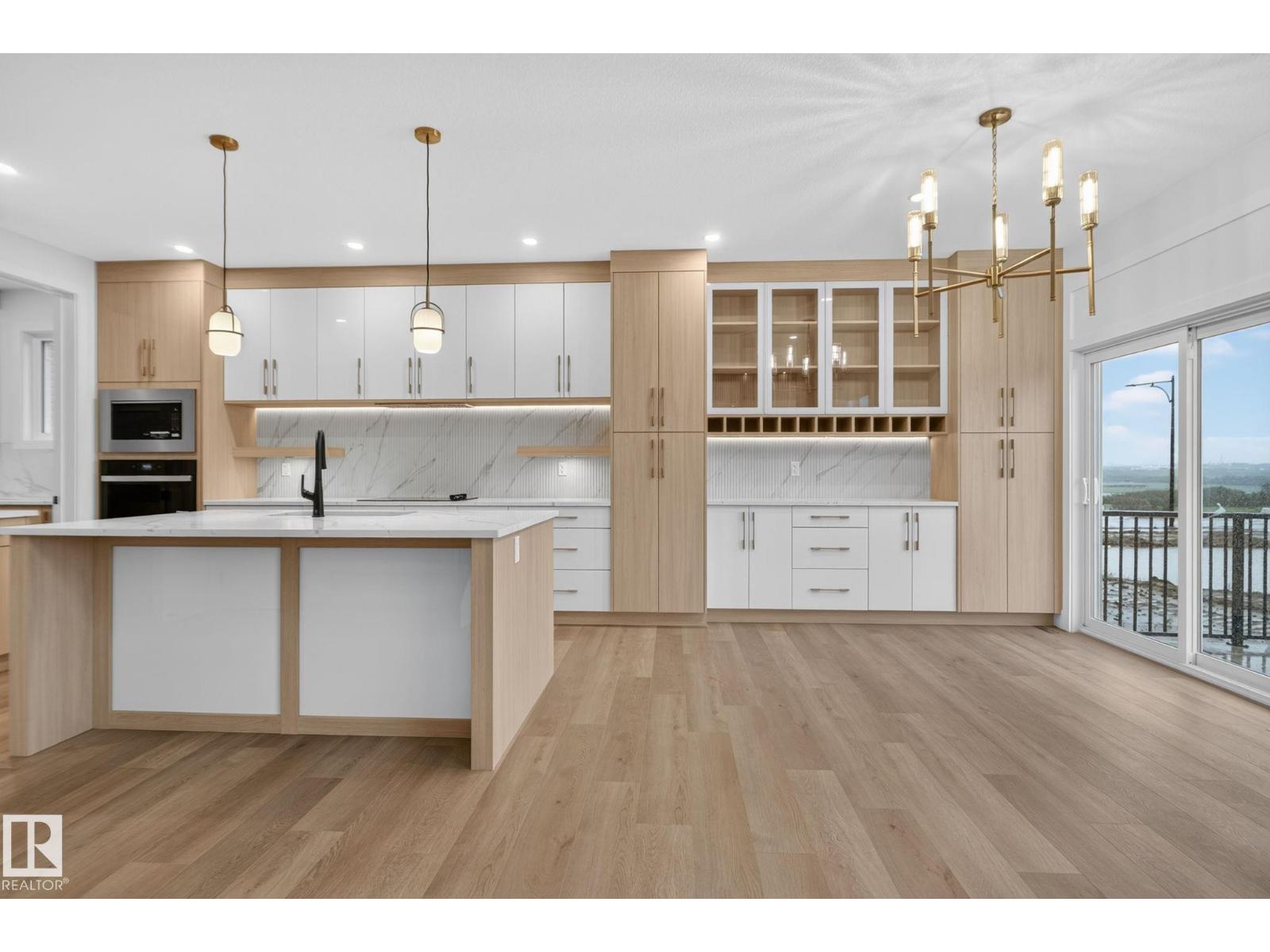 15728 9 ST NE - 15