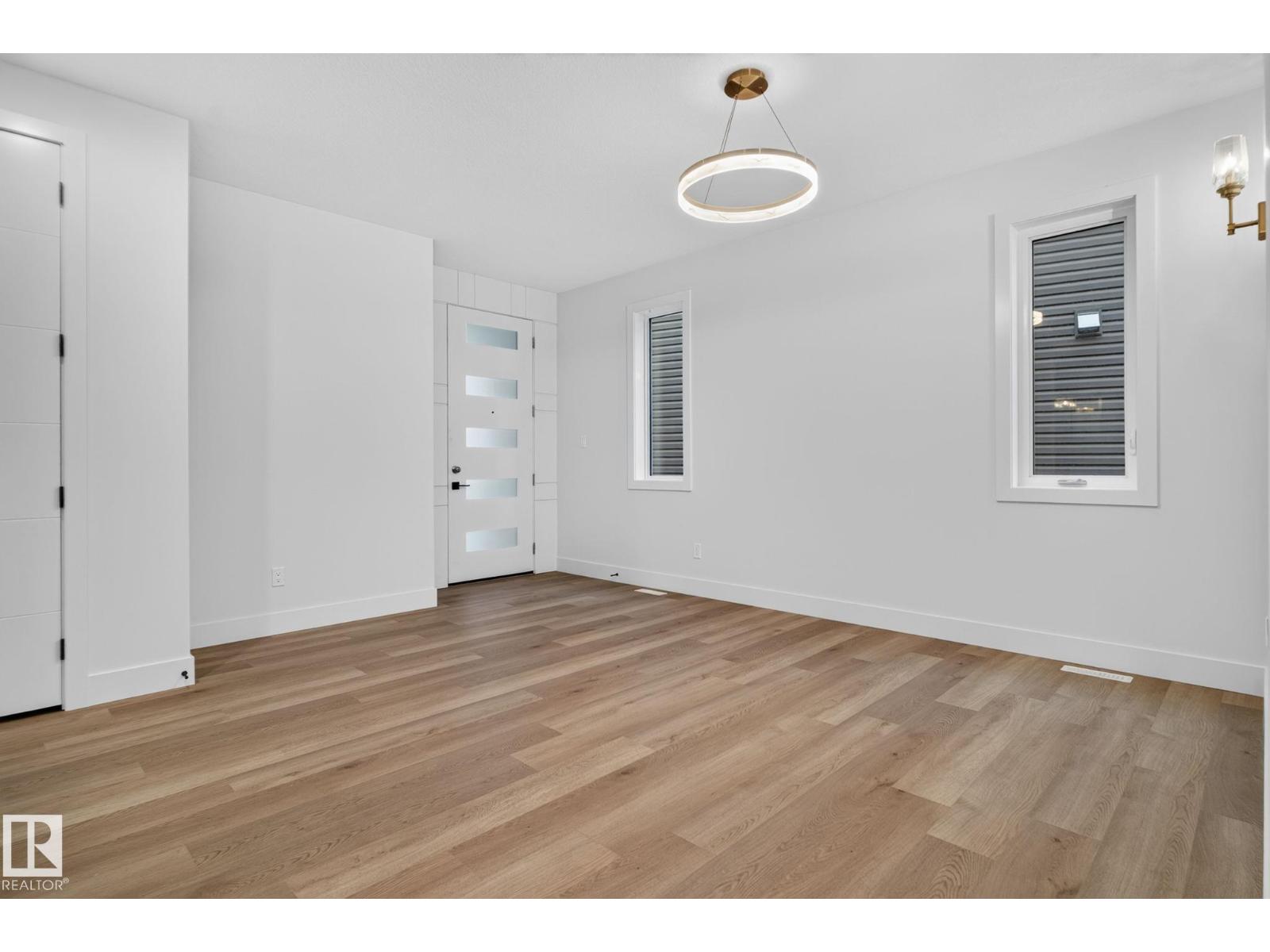 15728 9 ST NE - 2