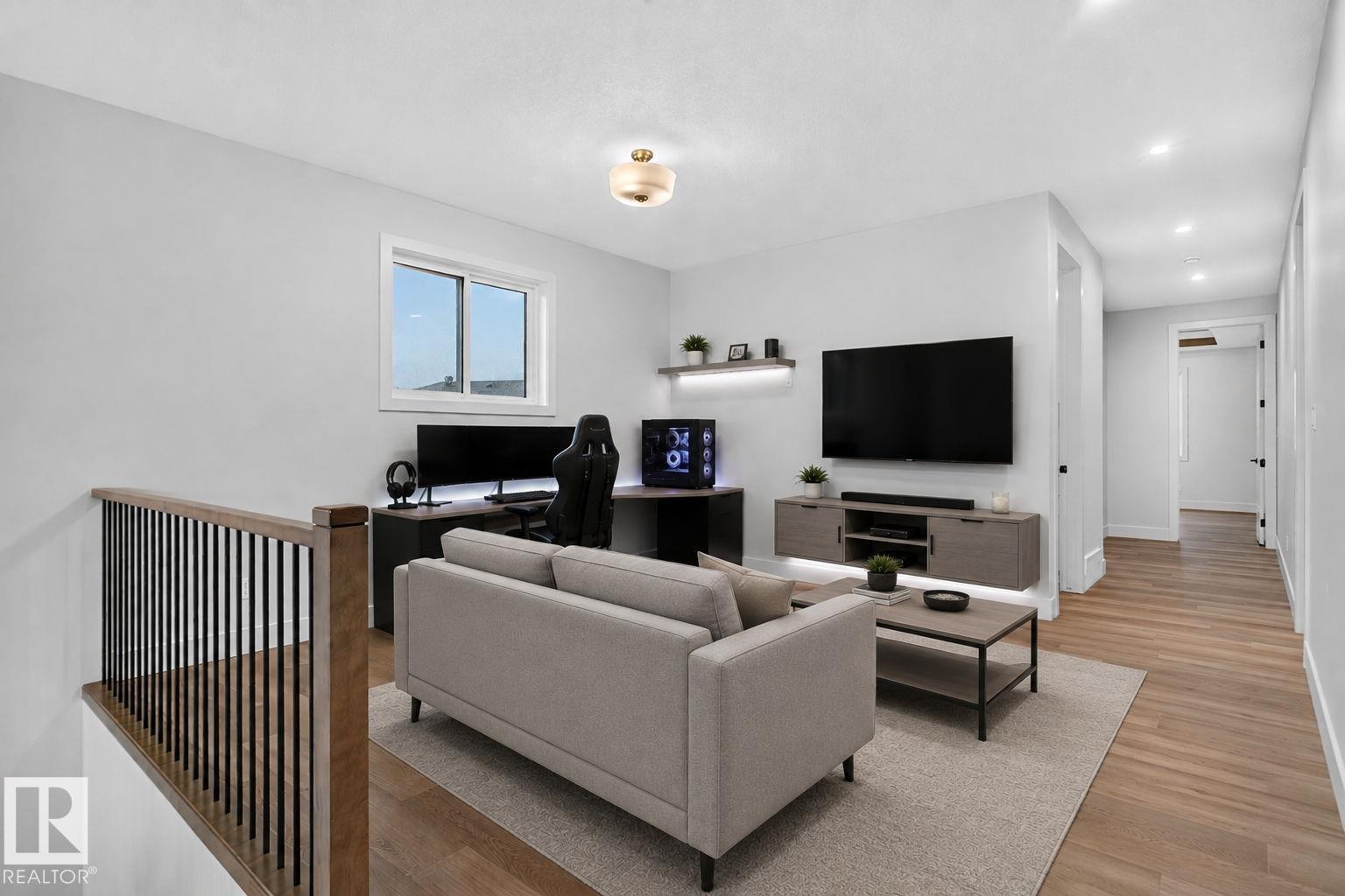 15728 9 ST NE - 30