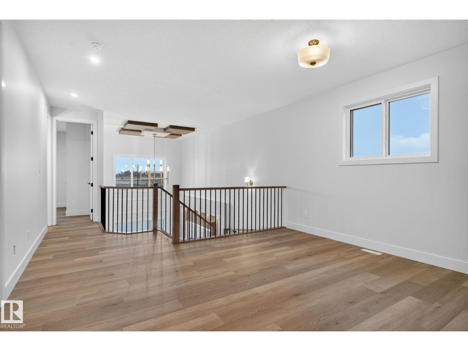 15728 9 ST NE - 32