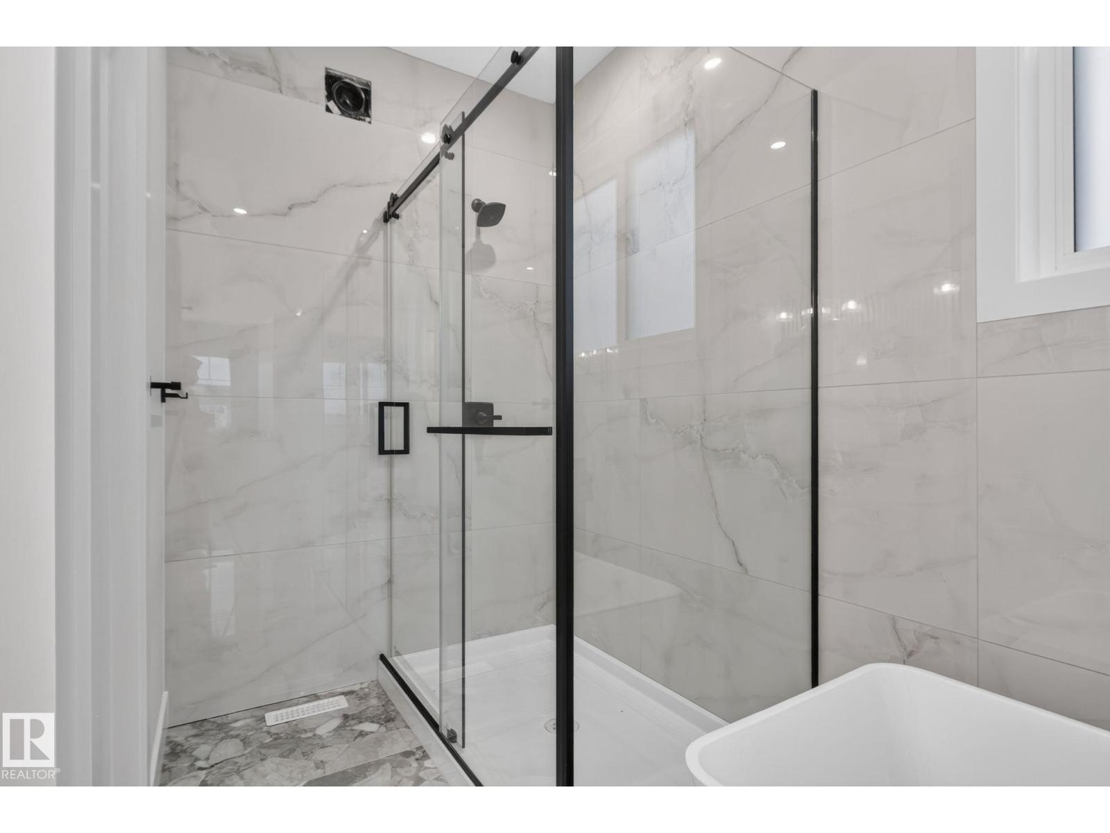 15728 9 ST NE - Image 41