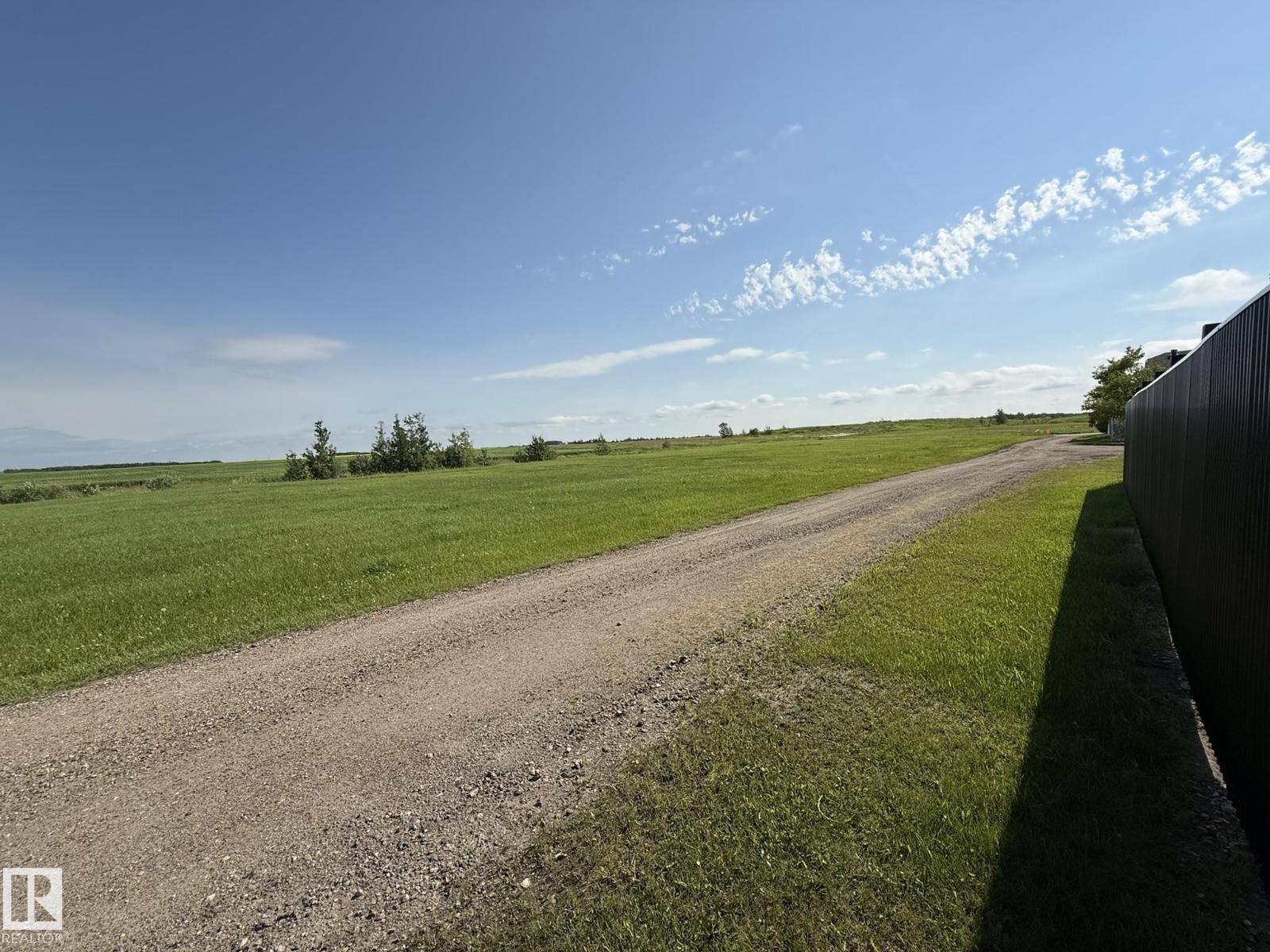 4508 57 AV - Image 58