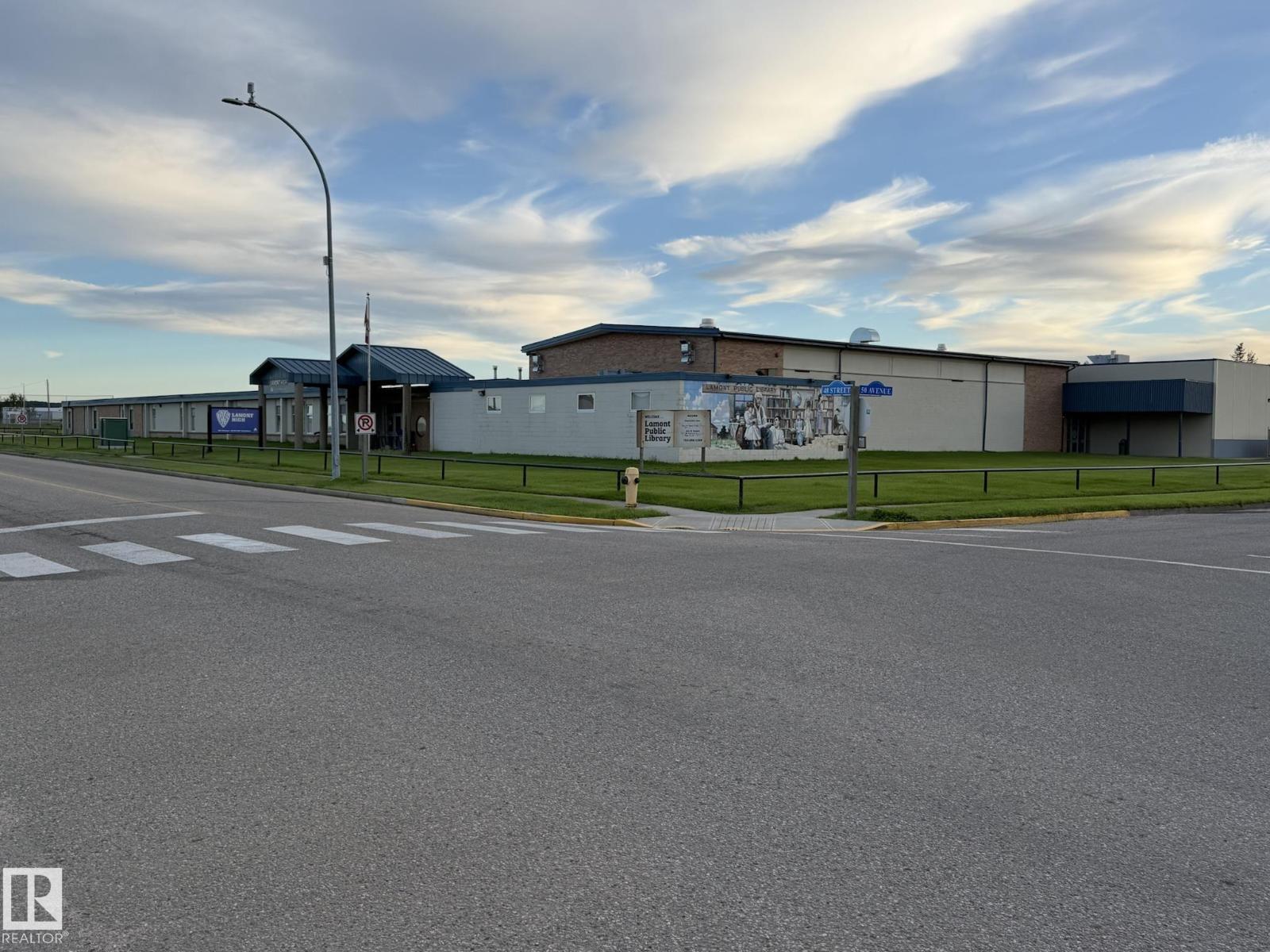 4508 57 AV - Image 73