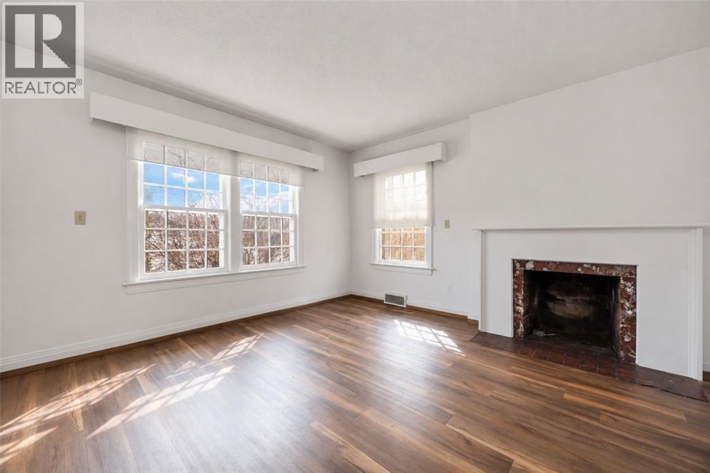 227 MITTON photo 5