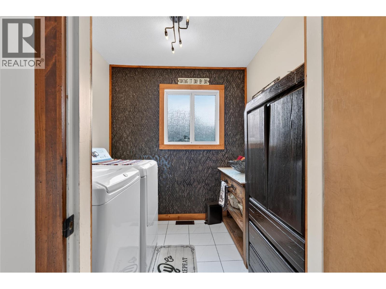 6415 Glendora Way - Image 42