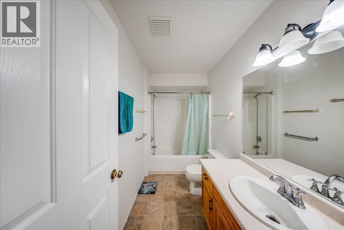 2507 COLUMBIA Avenue - 18