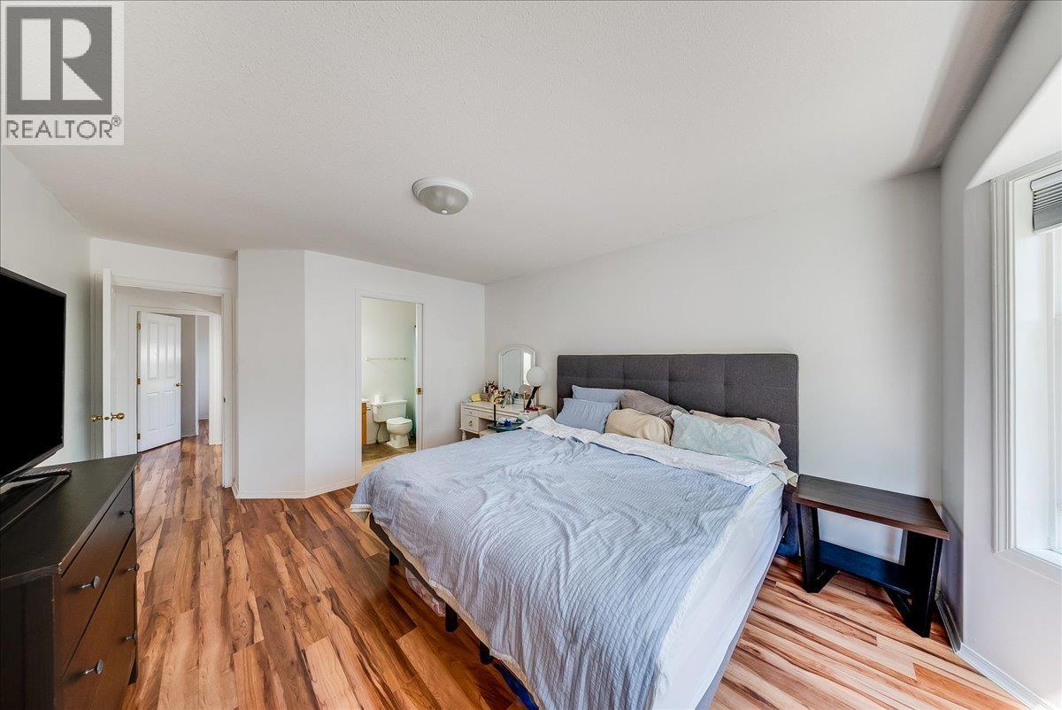 2507 COLUMBIA Avenue - 22