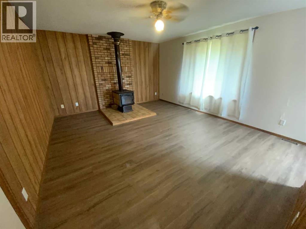 138 Trochu Avenue - Photo 13