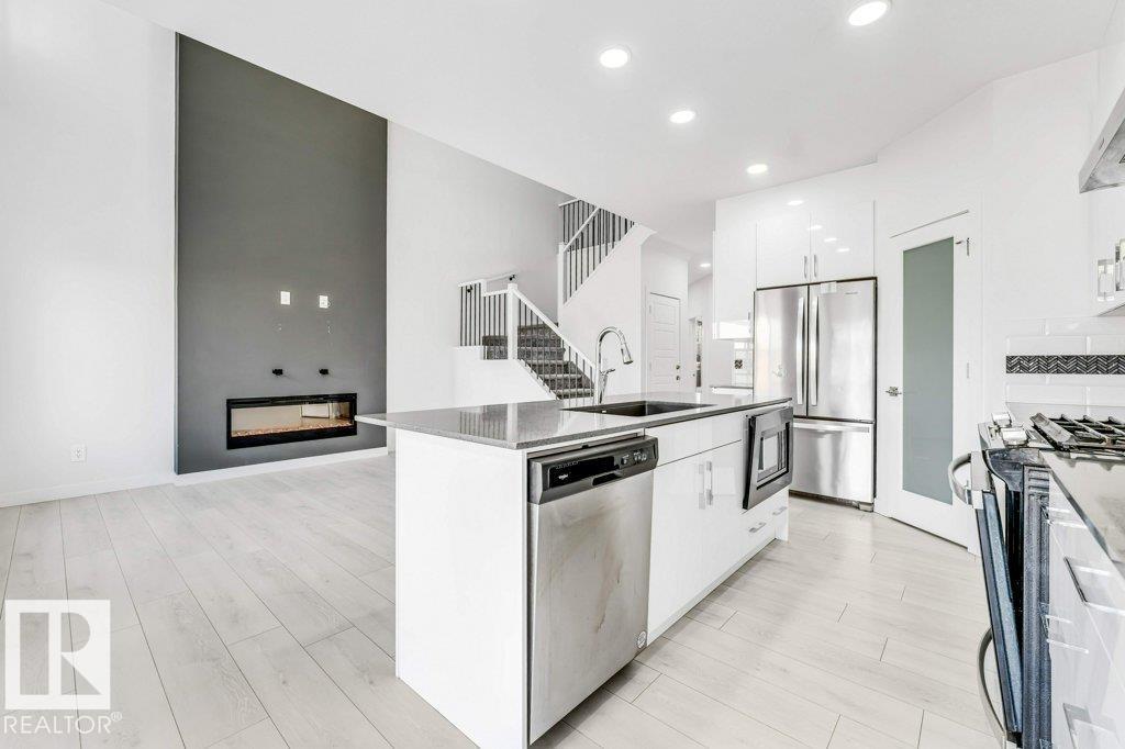 5140 23 AV SW - Image 10