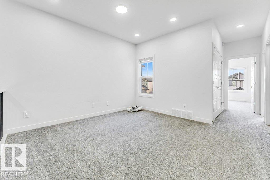 5140 23 AV SW - Image 54