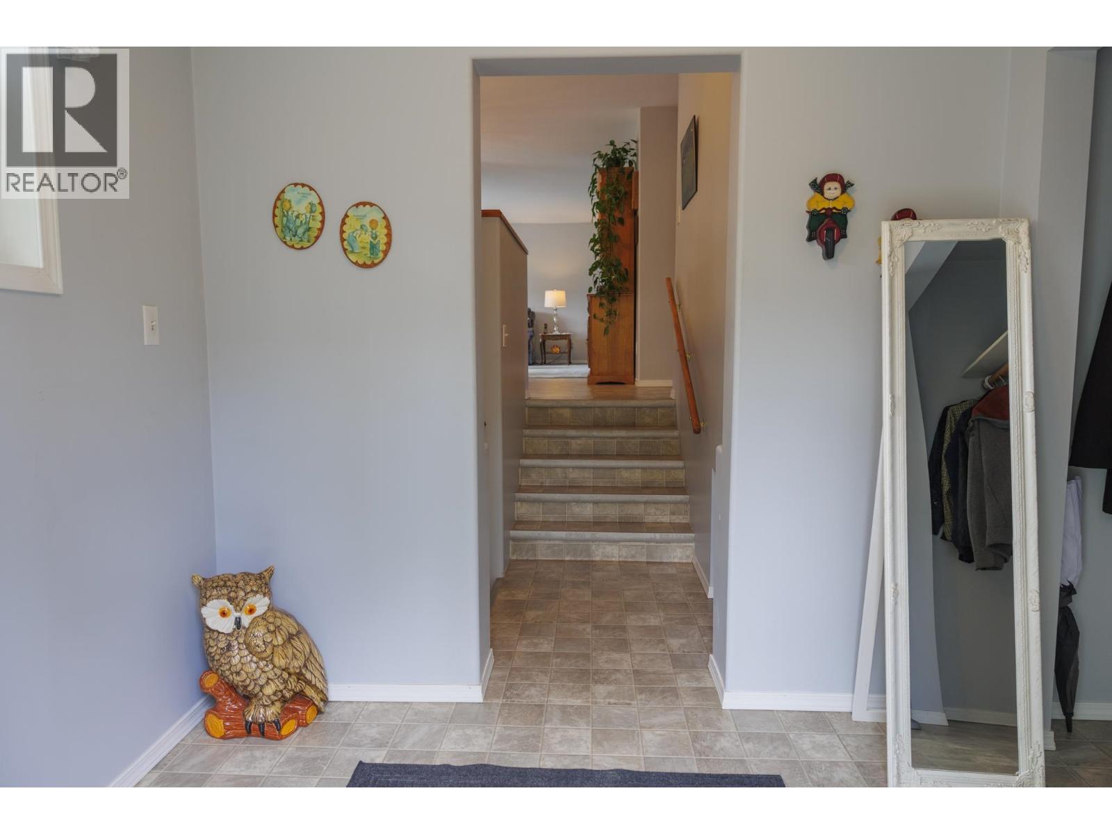 855 BRIDGE ROAD - 14
