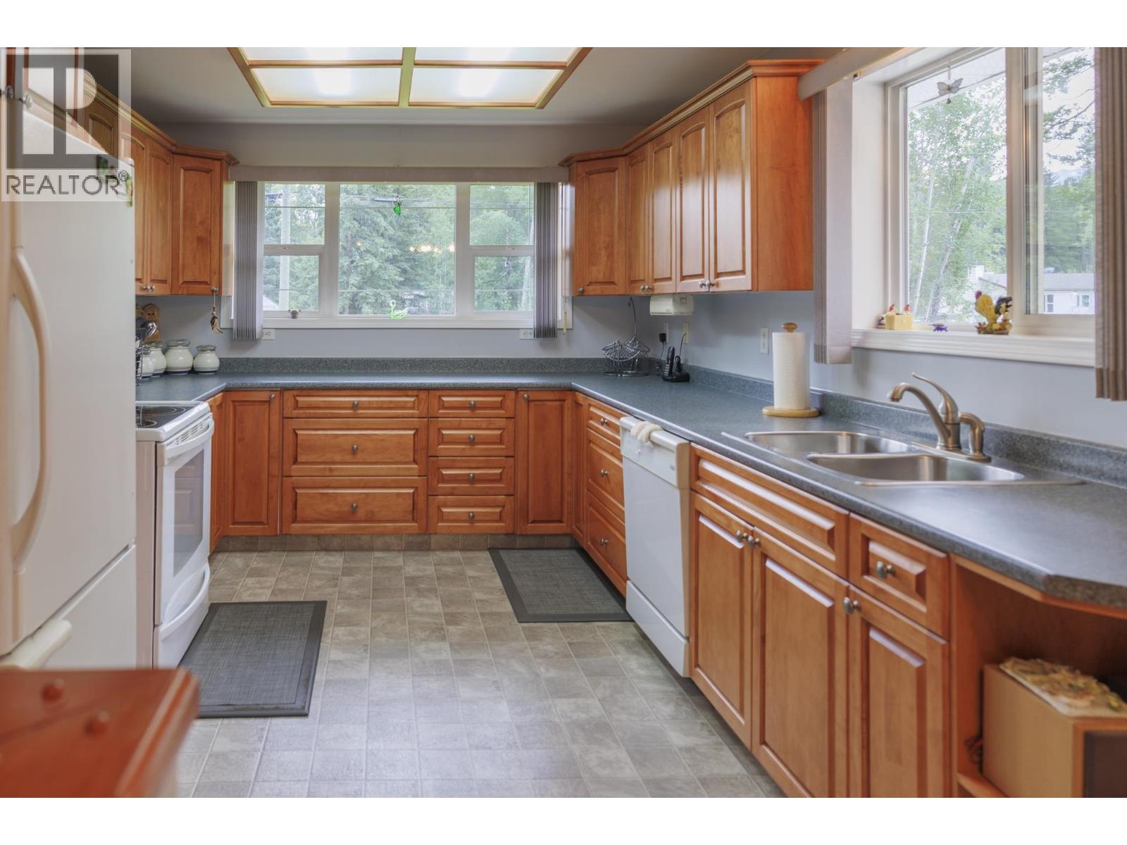 855 BRIDGE ROAD, McBride