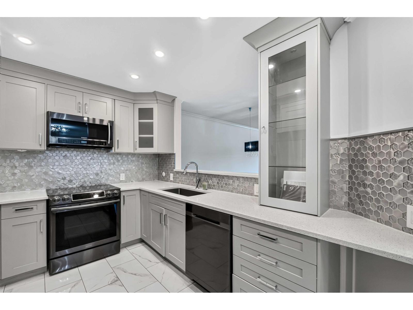 2 Bed, 2 Bath Apartment for Sale in Surrey – 404 13680 84 AVENUE, Surrey – MLS# R3153040 - Image 3