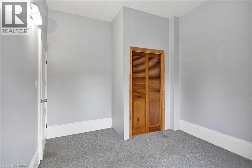 303 DALHOUSIE Street - 23