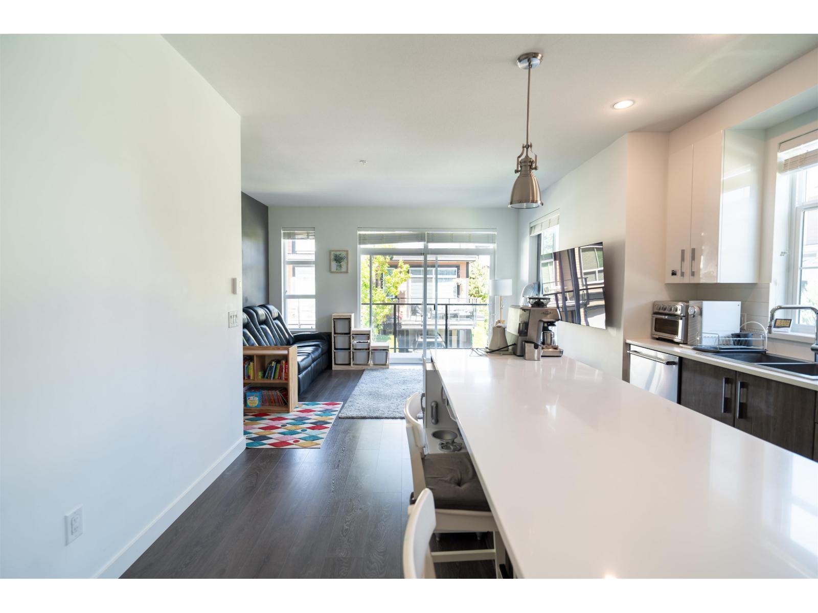 2 Bed, 3 Bath House for Sale in Langley – 64 20857 77A AVENUE, Langley – MLS# R3151336 - Image 8