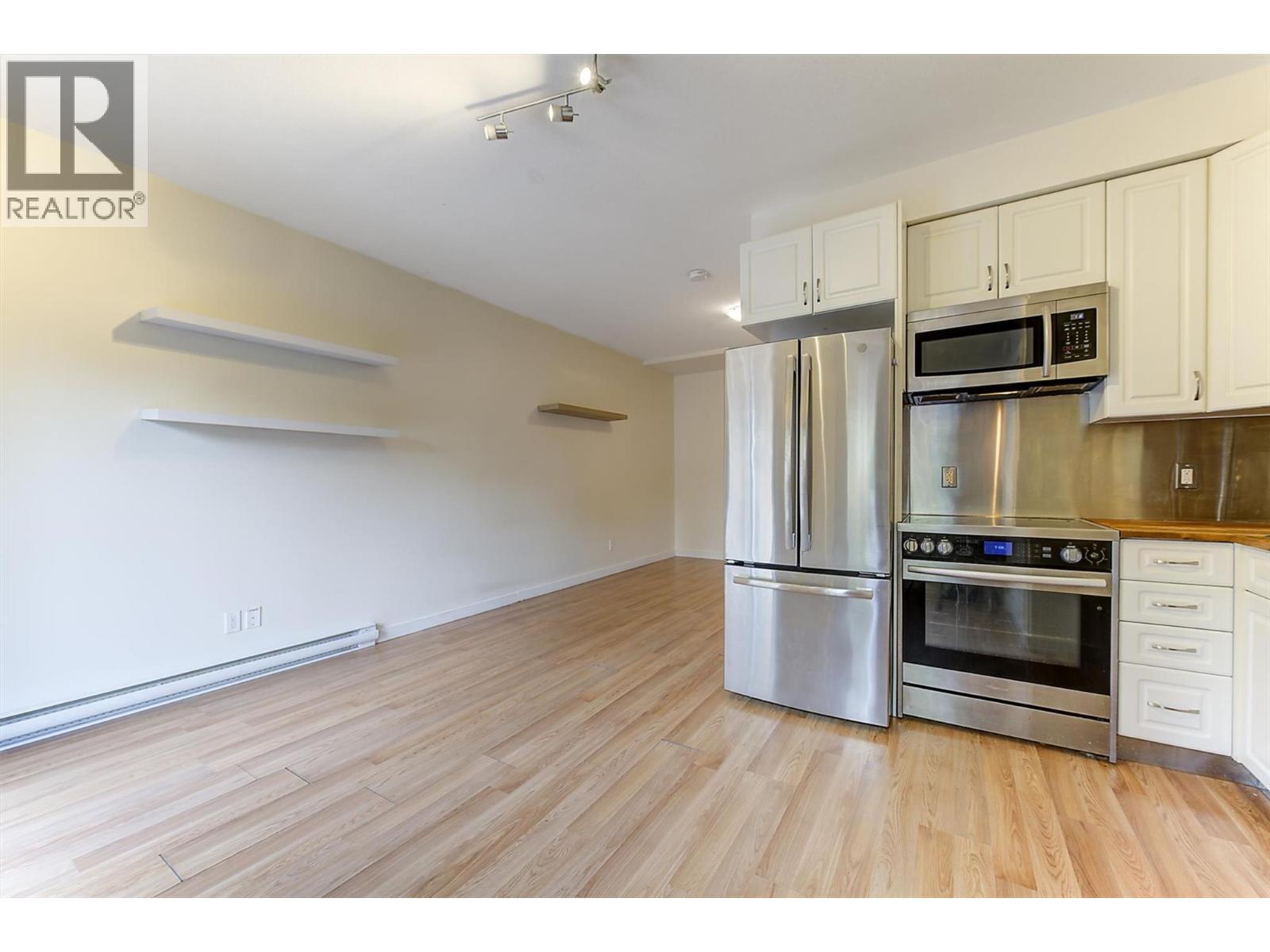6 505 Francis Avenue, Kelowna