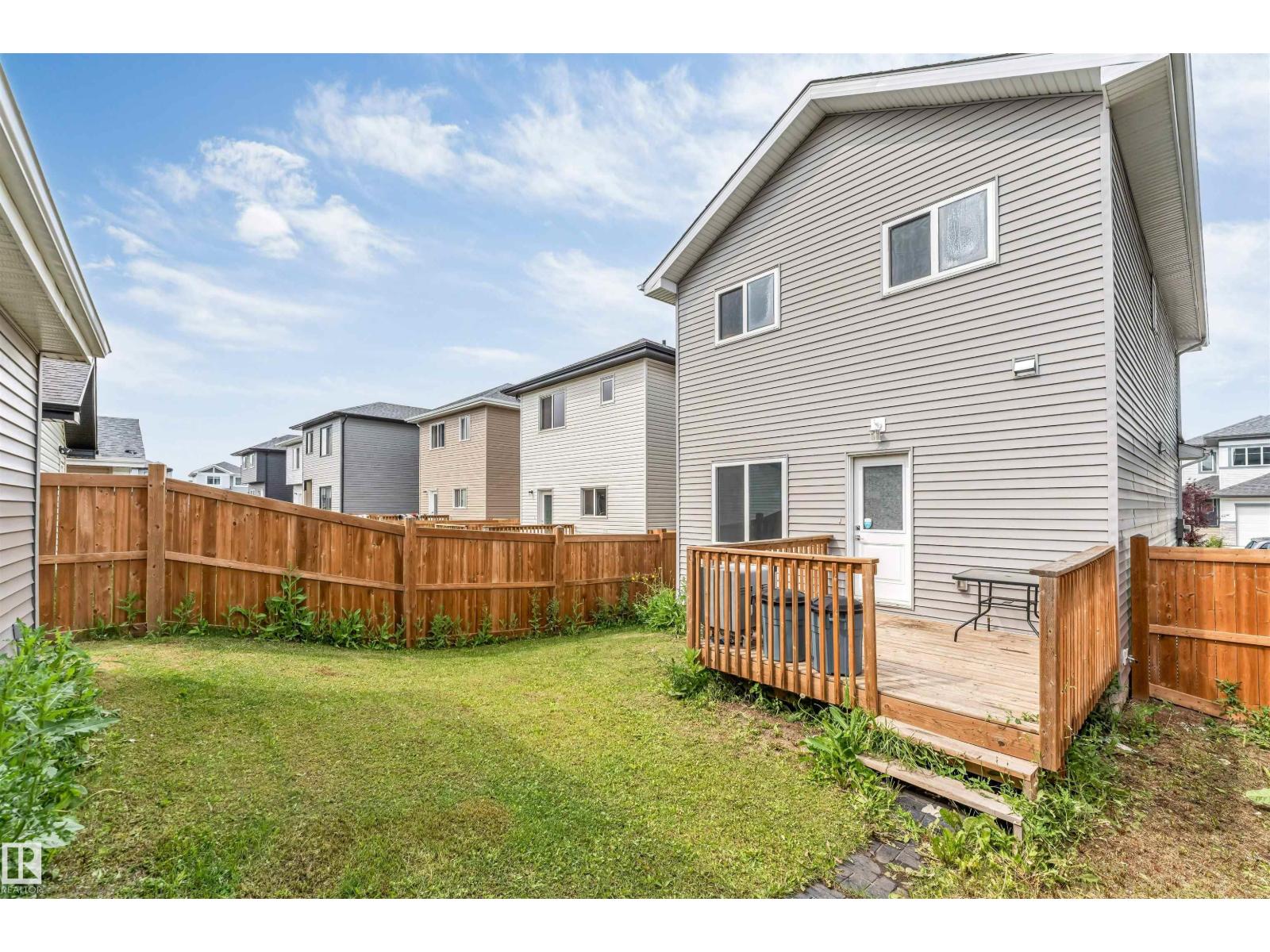 6075 180 AV NW - 4