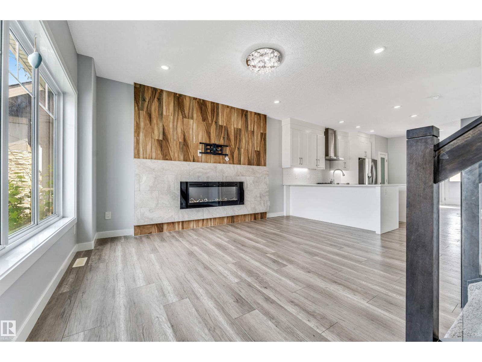 6075 180 AV NW - Image 9