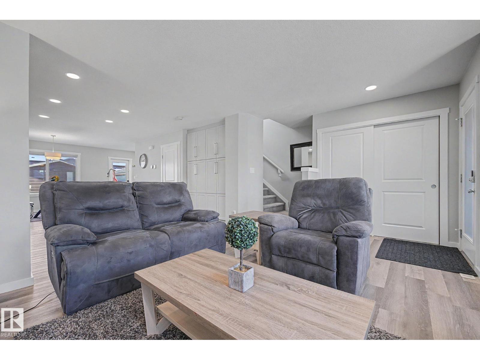 2314 WONNACOTT CR SW - 8
