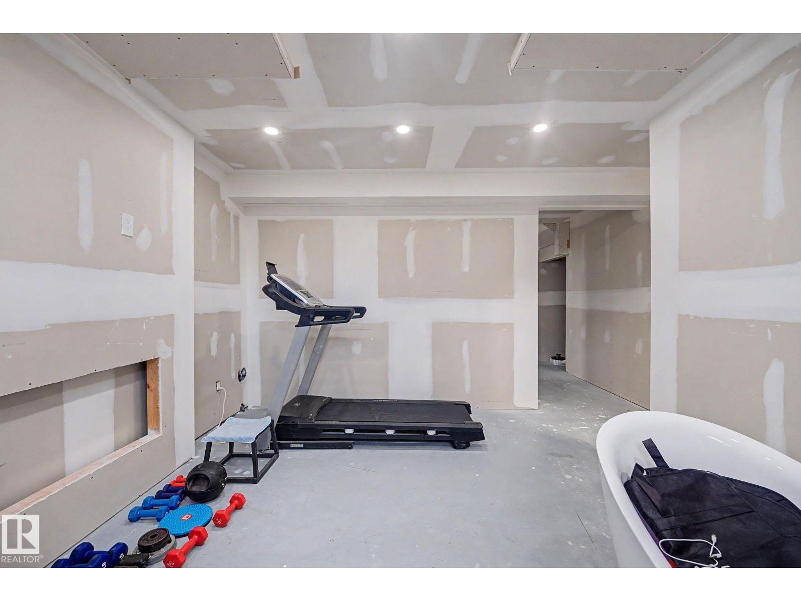 2314 WONNACOTT CR SW - 48