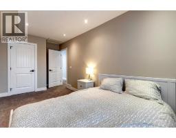 337 3 Avenue NE - photo 38