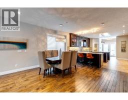 337 3 Avenue NE - photo 8