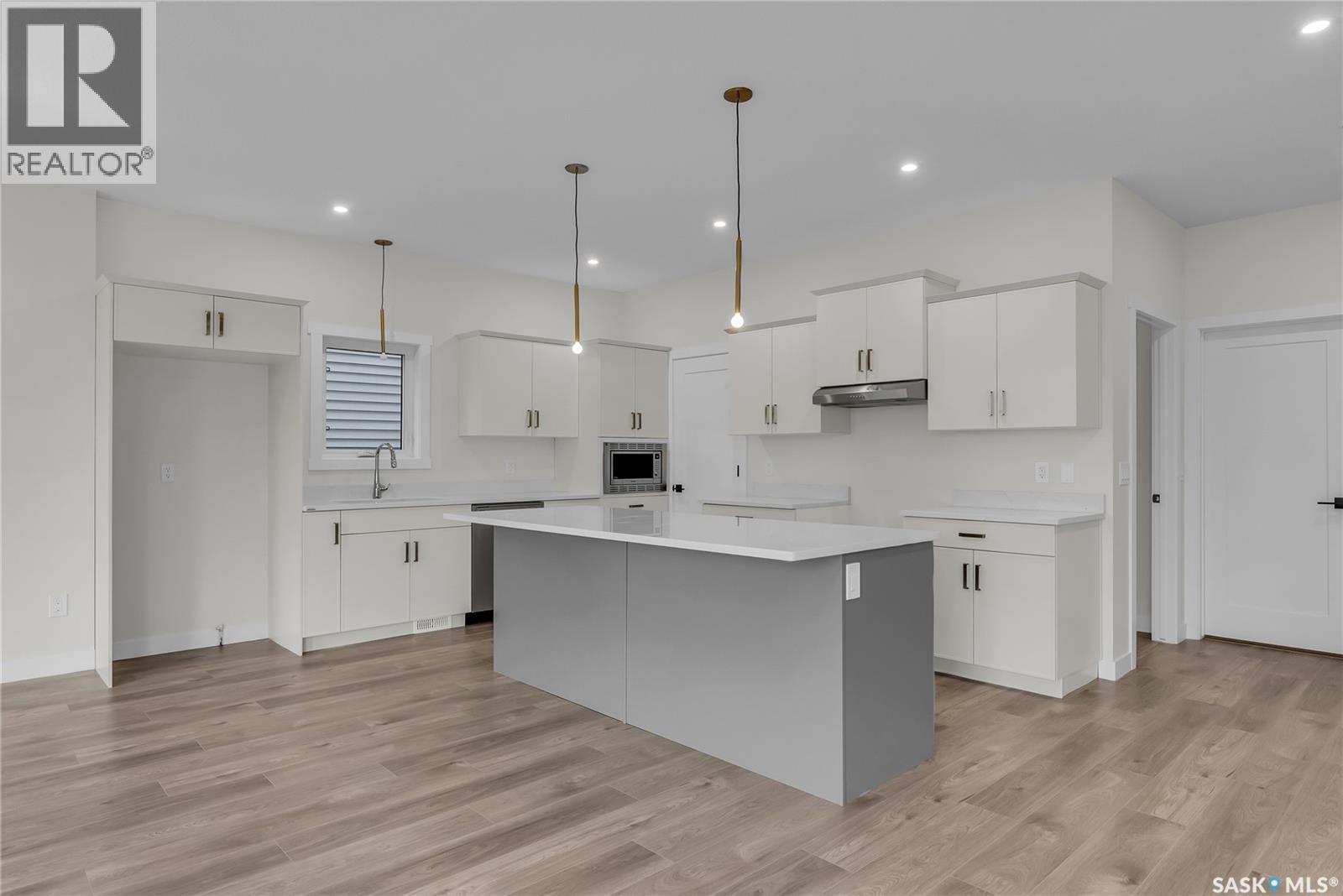 207 Amisk WAY - Image 7