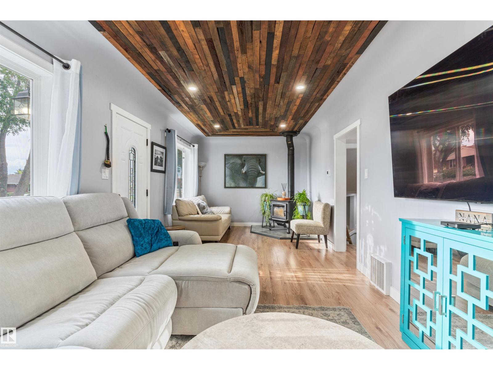 5019 49 ST - Image 4