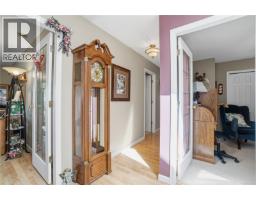 Family room - 820 Drew Rd, Parksville, BC V9P1X2 Photo 7