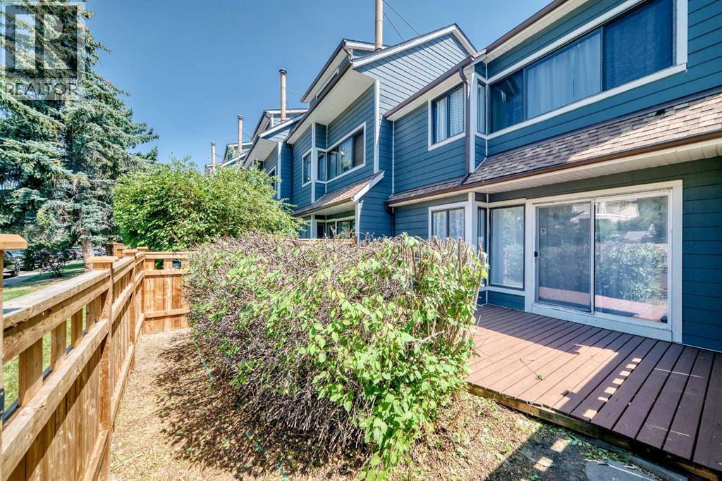 #1 208 Grier Terrace NE - 36