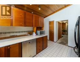 2715 Wildwood Crescent, Prince George, BC V2K3Y4 Photo 16