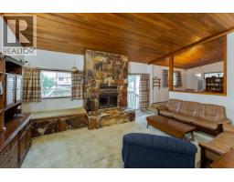 Kitchen of 2715 WILDWOOD CRESCENT · Prince George, BC