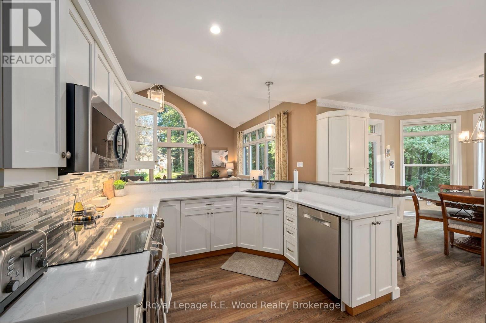 4 bedroom Single Family interior view, 7335 Pack Road, London South (South V), Ontario