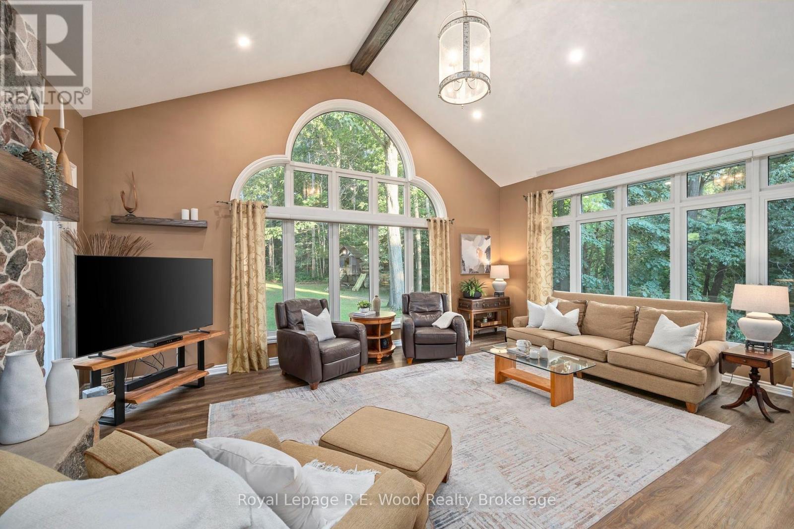 4 bedroom Single Family interior view, 7335 Pack Road, London South (South V), Ontario