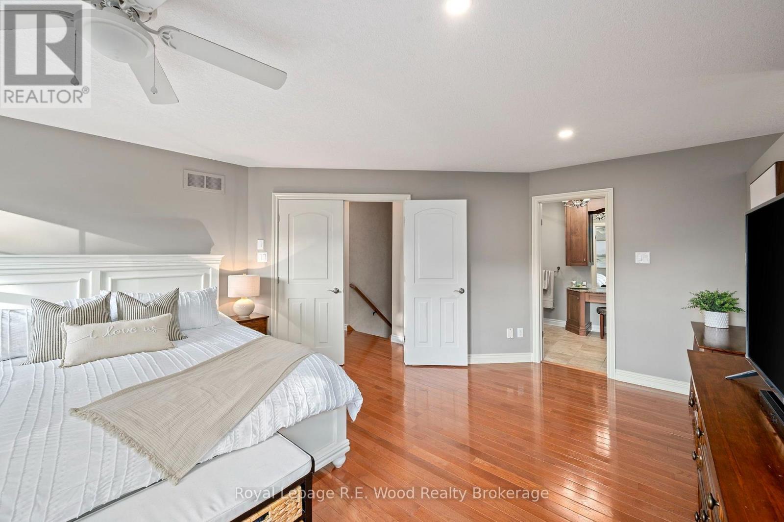 4 bedroom Single Family interior view, 7335 Pack Road, London South (South V), Ontario
