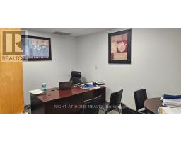 208 - 200 Bond Street W, Oshawa, ON L1J2L7 Photo 8