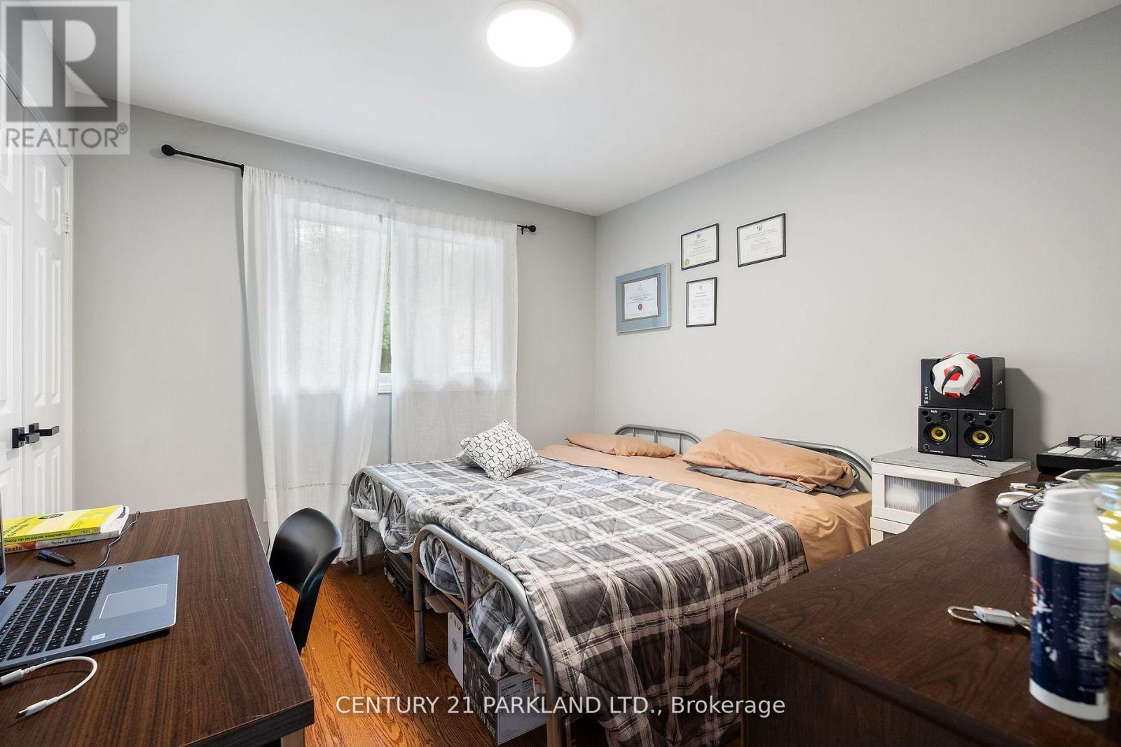 87 BONACRES AVENUE - 16