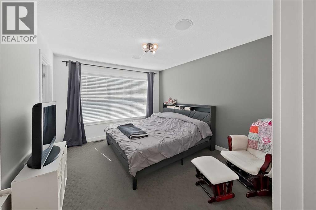 #4 83 aquitania Circle W - Image 13