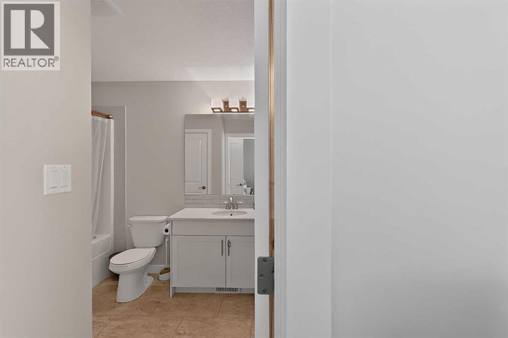 #4 83 aquitania Circle W - Image 16
