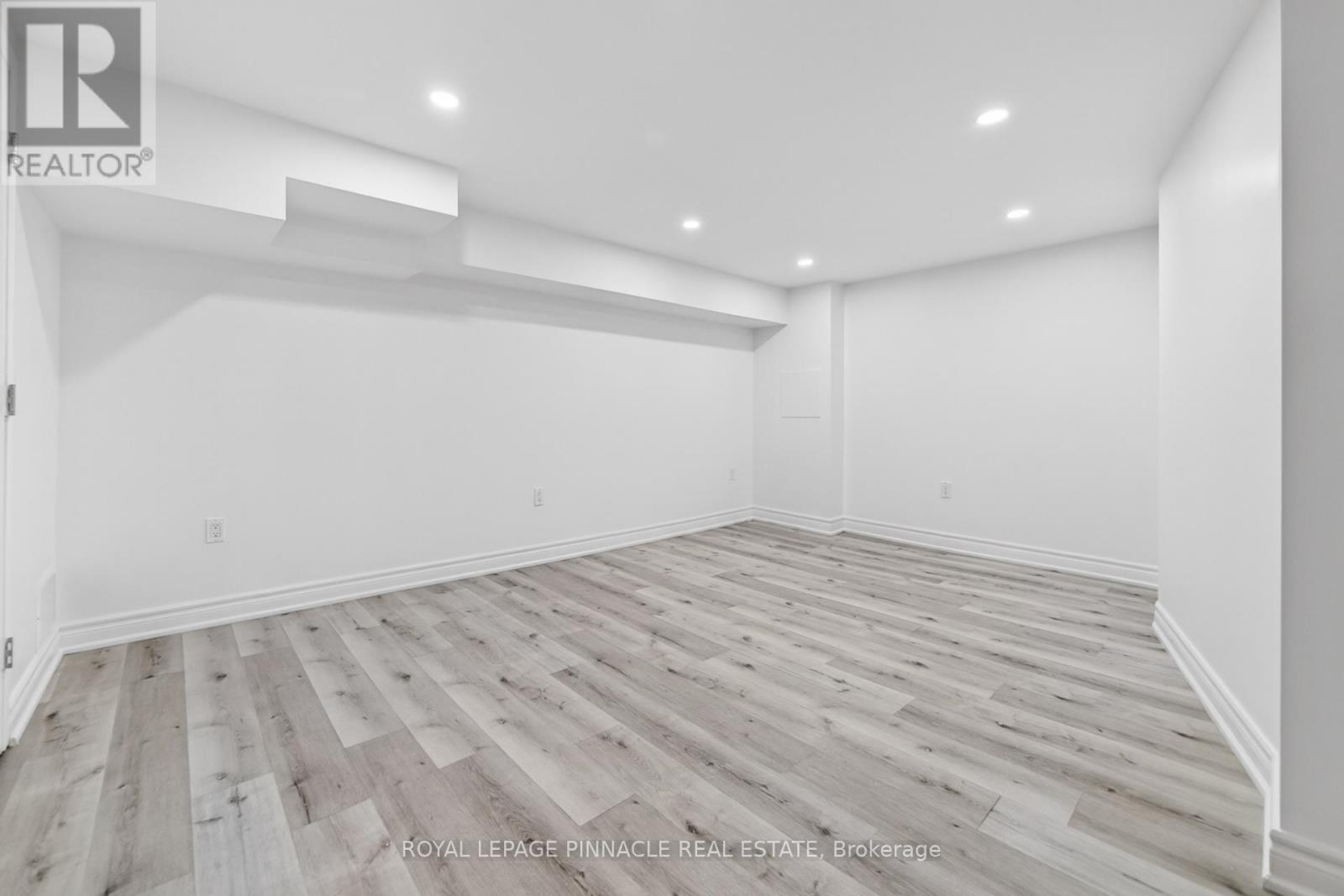 11 ELIZABETH STREET - Image 36