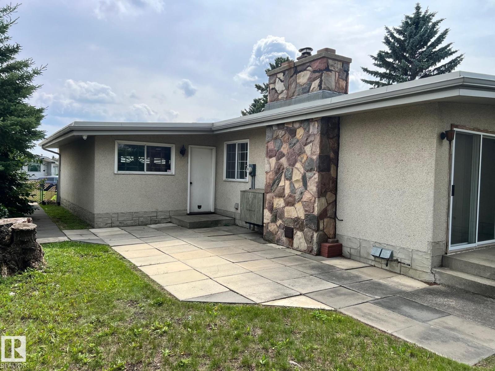9536 151 AV NW - 49