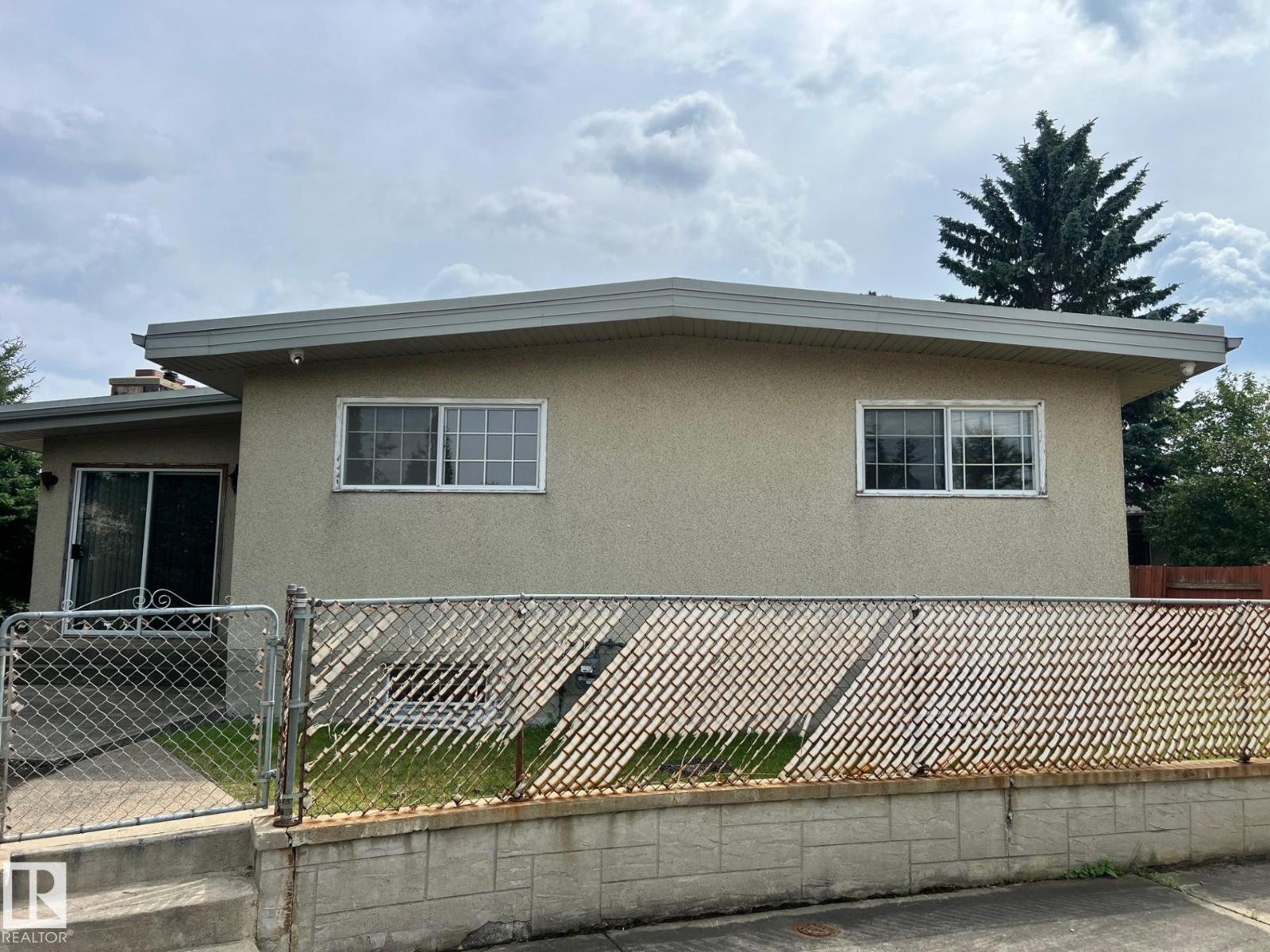 9536 151 AV NW - Image 56